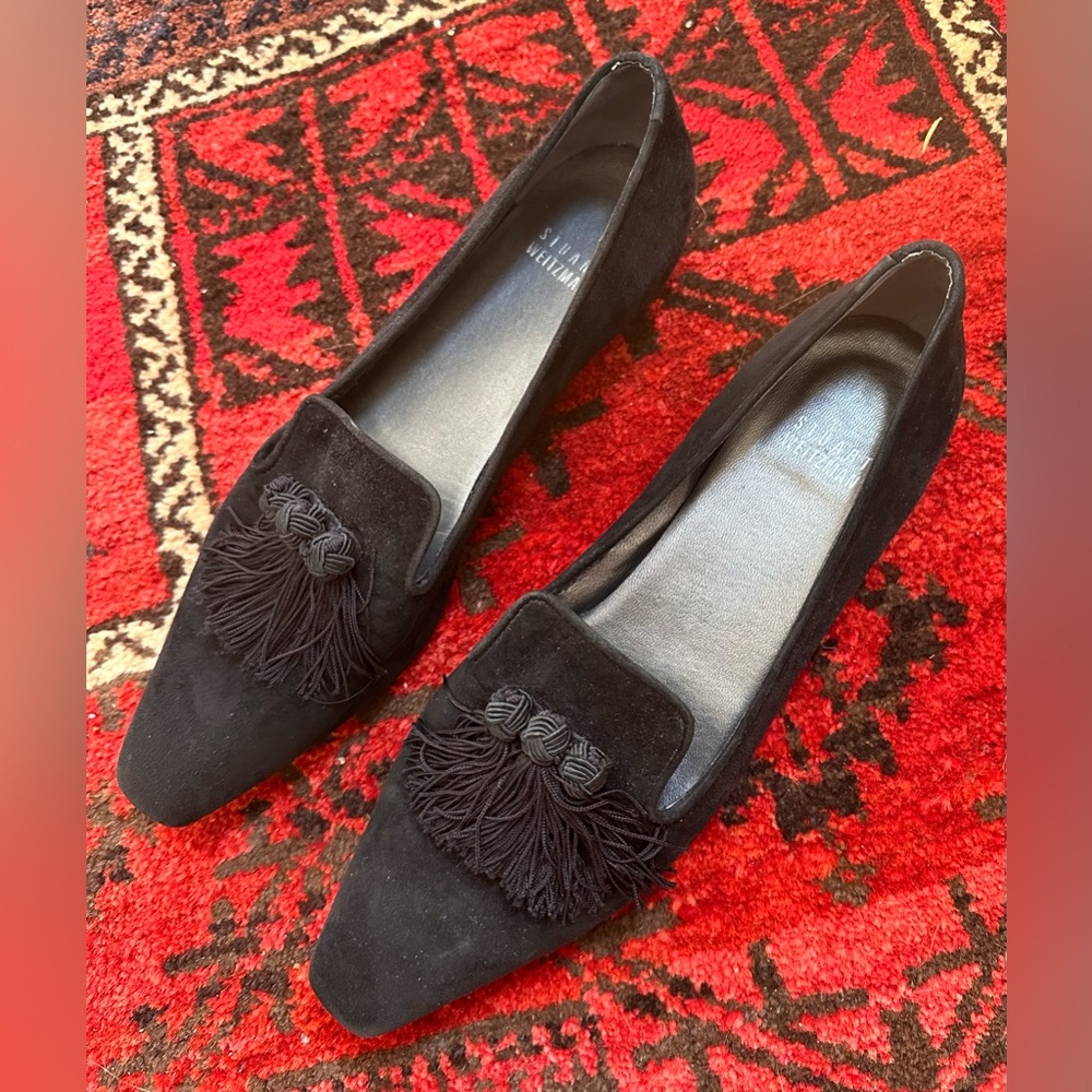 Stuart Weitzman Avatass Black Suede Tassel Loafer